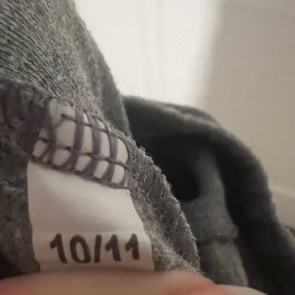 Cute pj set - Picture 3 of 3